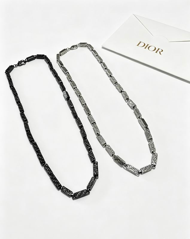 Dior Necklace 08yxs32